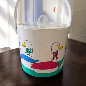 Vintage Plastic Duck Ice Bucket, 1980s Barware